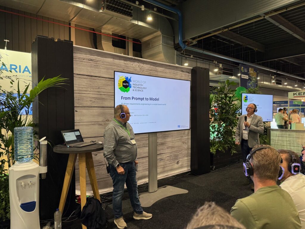 Walter van der Heiden bij de titeldia From Prompt to Model tijdens WoTS 2026 in de Jaarbeurs Utrecht